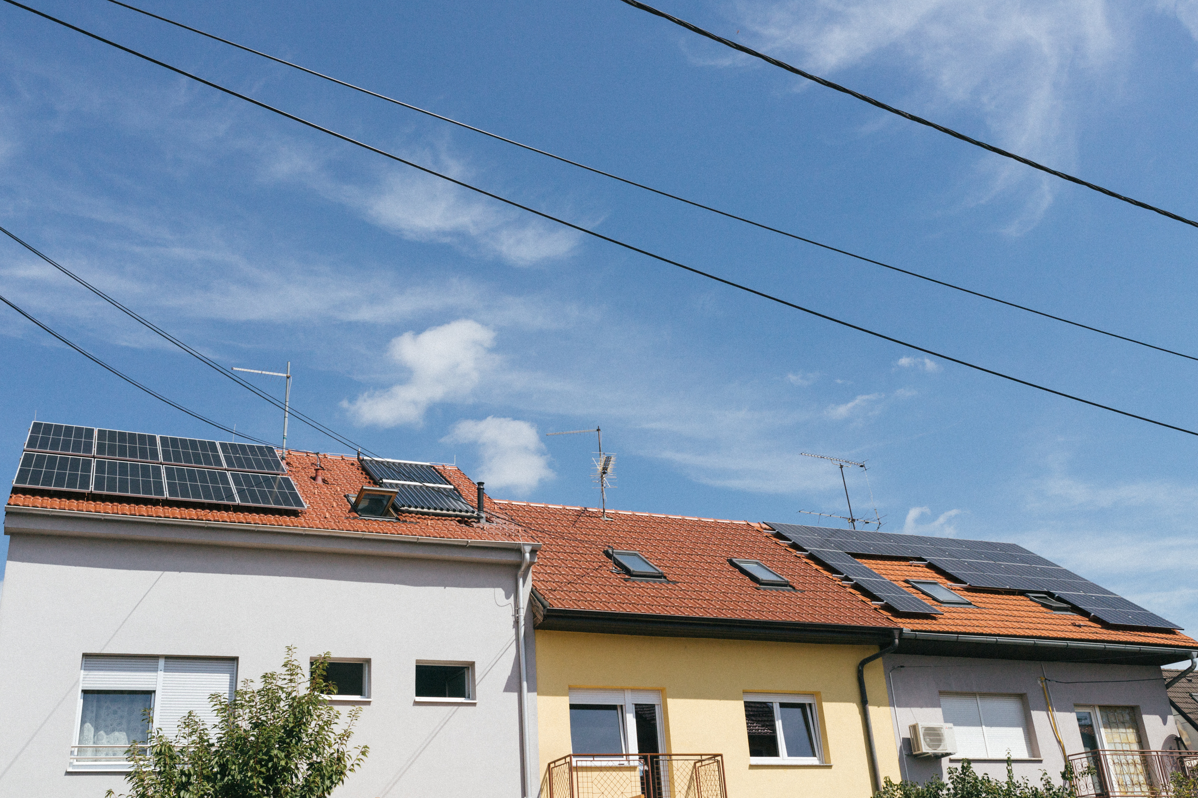 Ponovno otvoren Javni poziv za sufinanciranje fotonaponskih elektrana za obiteljske kuće