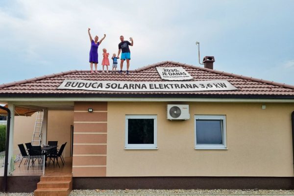 Fotografija-uz-prijavu-jedne-od-dobitnika-nagrade-Sanje-Slavicek-2048x1032